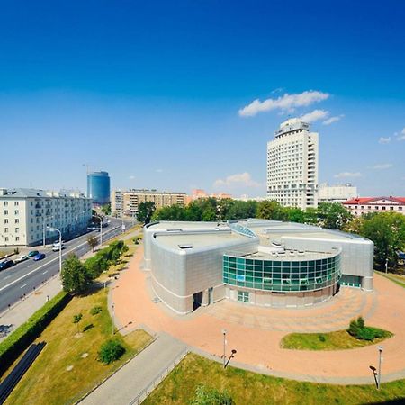 Apartments On Romanovakaya Sloboda 10 Мінськ Екстер'єр фото